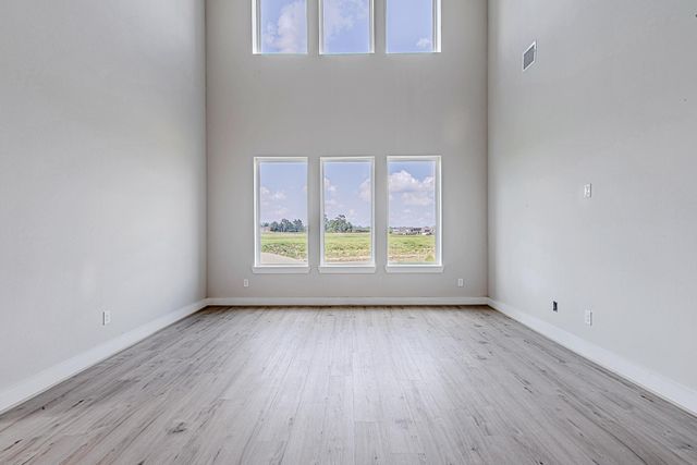 177 Peninsula Point Drive, Montgomery, TX 77356