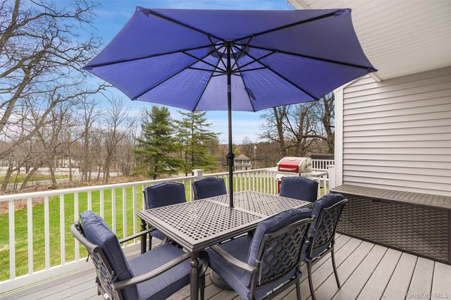 4 Tudor Circle, Yorktown Heights, NY 10598