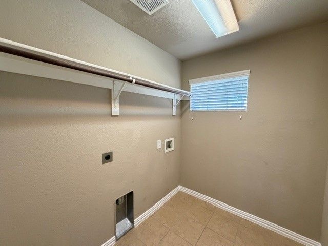 4964 Grinstein Drive, Fort Worth, TX 76244