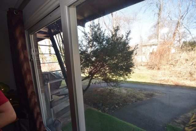 21 Fernview Ave 8, North Andover, MA 01845