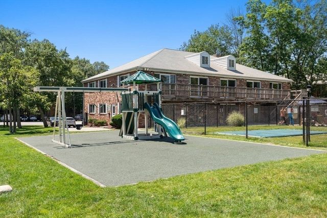 21 Fernview Ave 8, North Andover, MA 01845