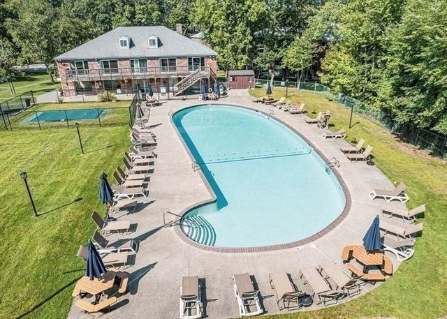 21 Fernview Ave 8, North Andover, MA 01845