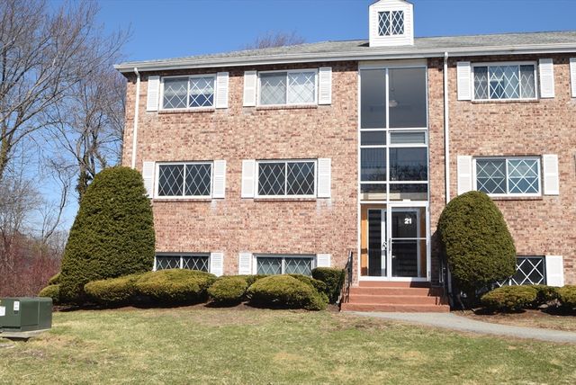 21 Fernview Ave 8, North Andover, MA 01845