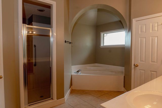 8499 FREIDEN TRL, Memphis, TN 38125