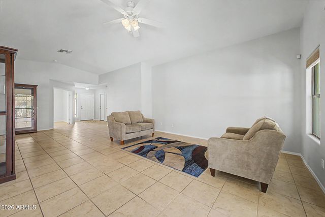 2101 S MERIDIAN Road 274, Apache Junction, AZ 85120