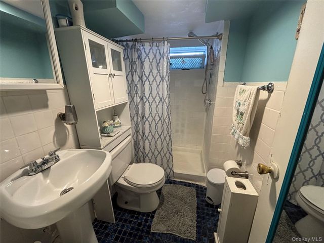 7 Catherine Court, Elmont, NY 11003
