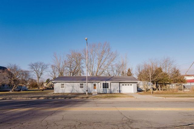 311 S Wisconsin Avenue, Muscoda, WI 53573