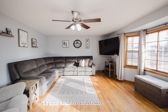 311 S Wisconsin Avenue, Muscoda, WI 53573