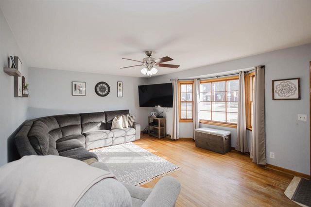 311 S Wisconsin Avenue, Muscoda, WI 53573