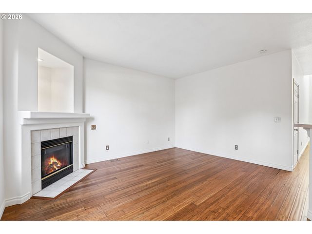 773 Nw FOREST CREEK Dr, Hillsboro, OR 97124