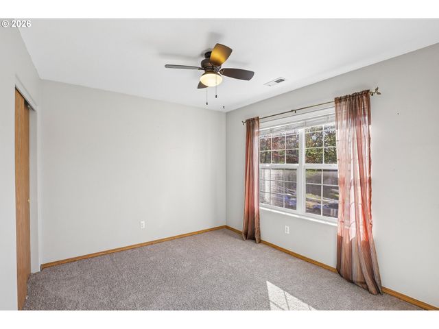 773 Nw FOREST CREEK Dr, Hillsboro, OR 97124