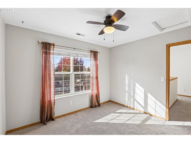 773 Nw FOREST CREEK Dr, Hillsboro, OR 97124