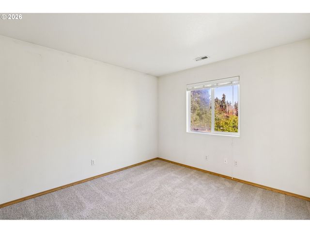 773 Nw FOREST CREEK Dr, Hillsboro, OR 97124