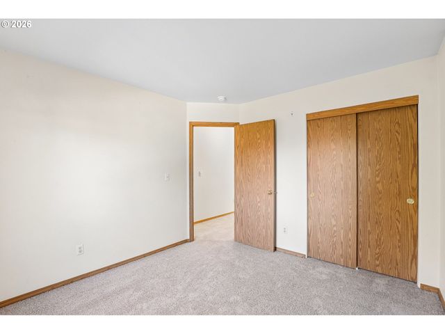 773 Nw FOREST CREEK Dr, Hillsboro, OR 97124