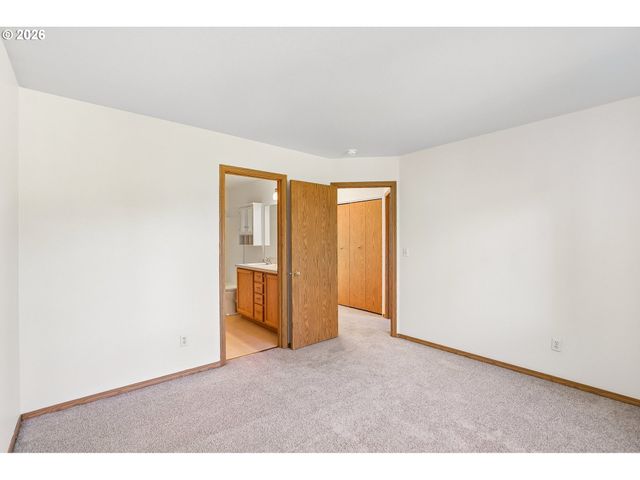 773 Nw FOREST CREEK Dr, Hillsboro, OR 97124