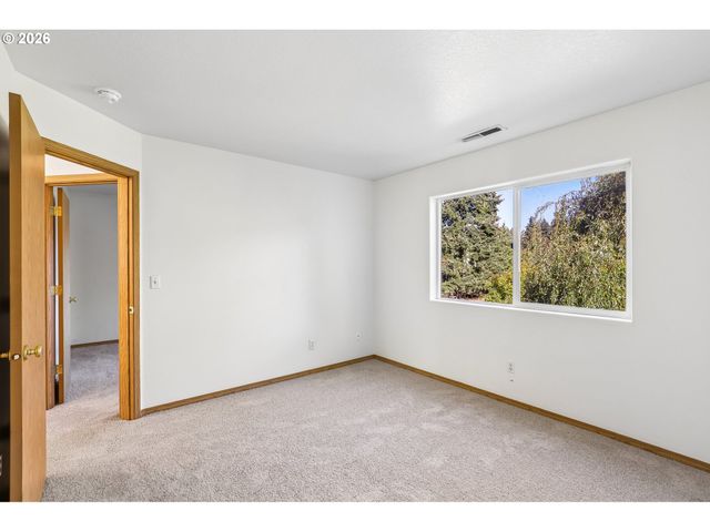 773 Nw FOREST CREEK Dr, Hillsboro, OR 97124