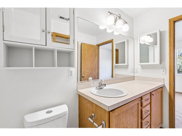 773 Nw FOREST CREEK Dr, Hillsboro, OR 97124