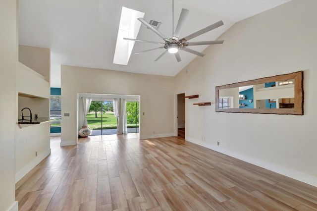 5065 Arbor Glen Cir, Lake Worth, FL 33463