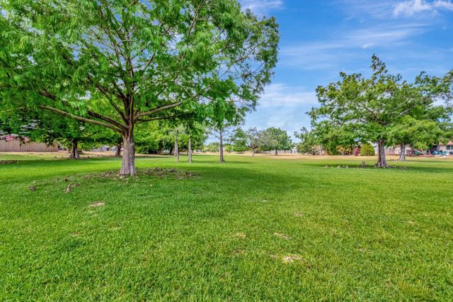 5065 Arbor Glen Cir, Lake Worth, FL 33463