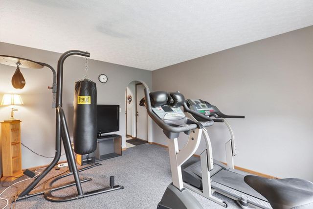 16 W Fieldstone, Etna, OH 43062