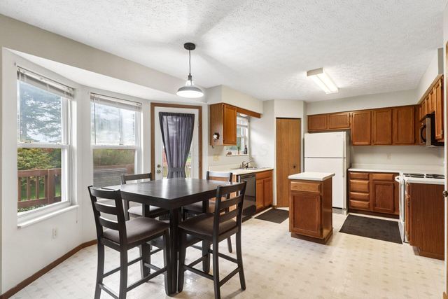 16 W Fieldstone, Etna, OH 43062