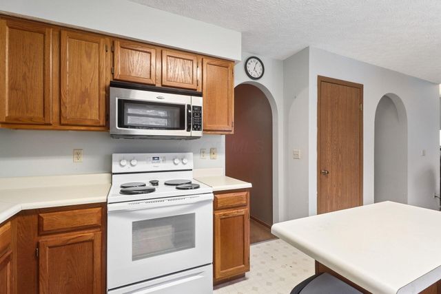 16 W Fieldstone, Etna, OH 43062
