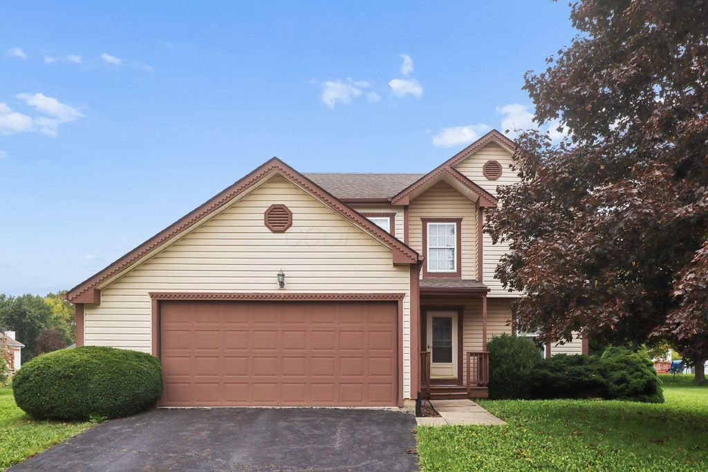 16 W Fieldstone, Etna, OH 43062