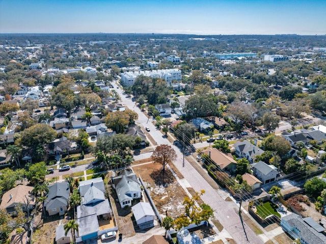 2555 BURLINGTON AVENUE N, St Petersburg, FL 33713