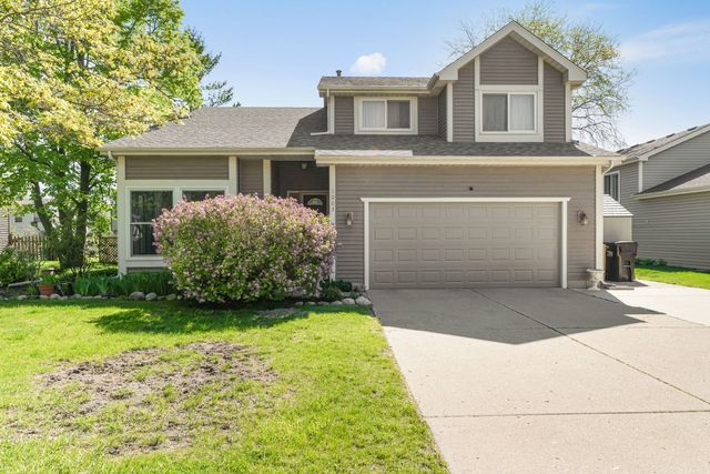 1003 Wesley Drive, Crystal Lake, IL 60014
