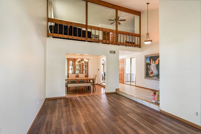1003 Wesley Drive, Crystal Lake, IL 60014