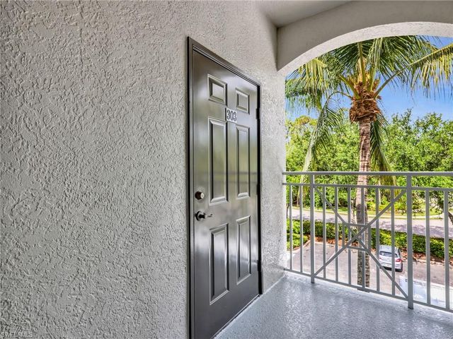 1882 Tarpon Bay DR S 2, Naples, FL 34119