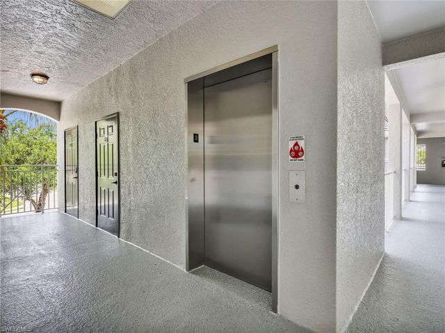1882 Tarpon Bay DR S 2, Naples, FL 34119