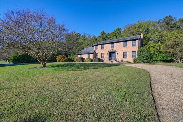 8957 River CRES, Suffolk, VA 23433