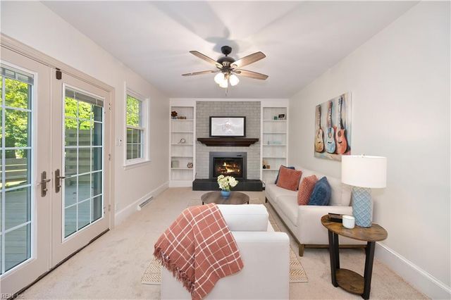 8957 River CRES, Suffolk, VA 23433