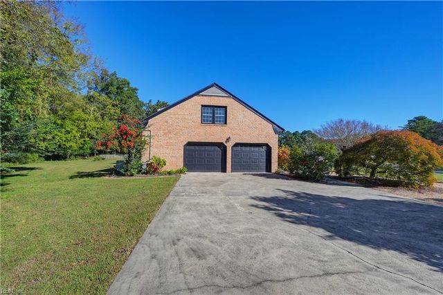 8957 River CRES, Suffolk, VA 23433