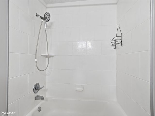 8120 24 Mile Road, Shelby Twp, MI 48316