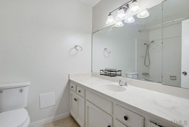 6390 Belle Glade Ave, San Diego, CA 92119
