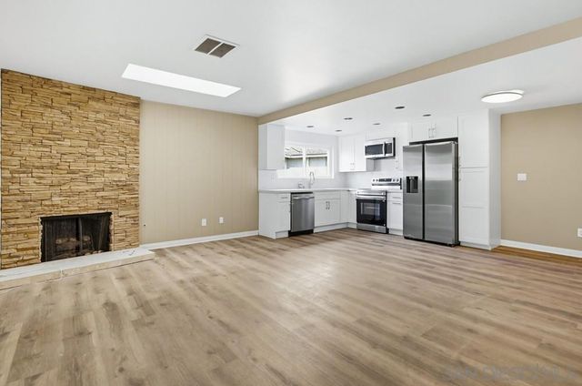 6390 Belle Glade Ave, San Diego, CA 92119