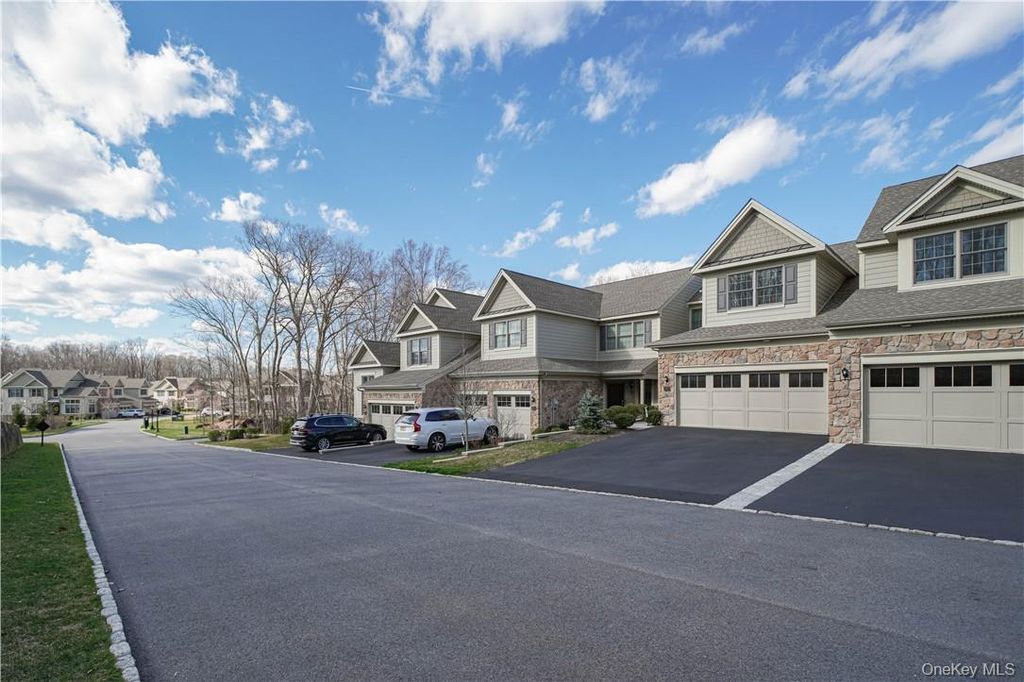 20 Deforest Drive, Cortlandt Manor, NY 10567