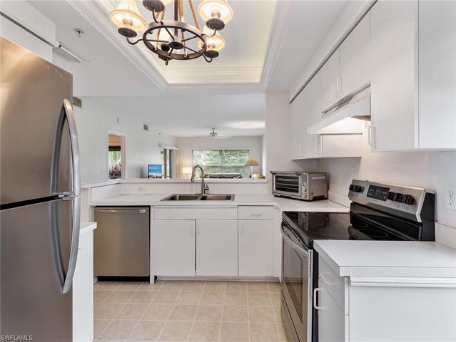 10261 Maddox LN 513, Bonita Springs, FL 34135