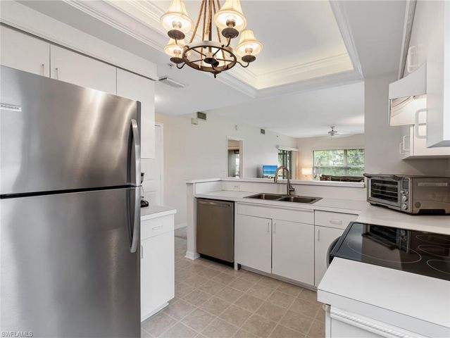 10261 Maddox LN 513, Bonita Springs, FL 34135
