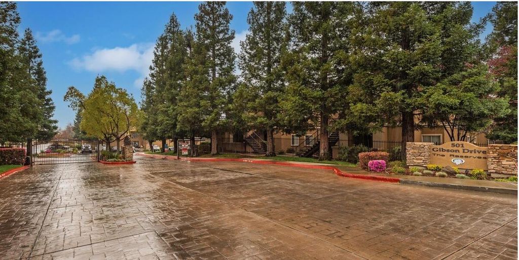 501 Gibson Dr #2311, Roseville, CA 95678