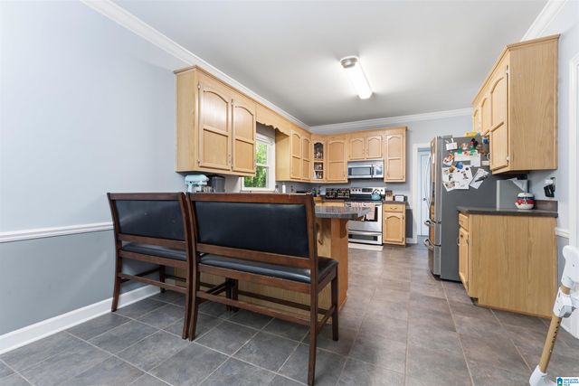 3918 SPRING VALLEY ROAD, Birmingham, AL 35223