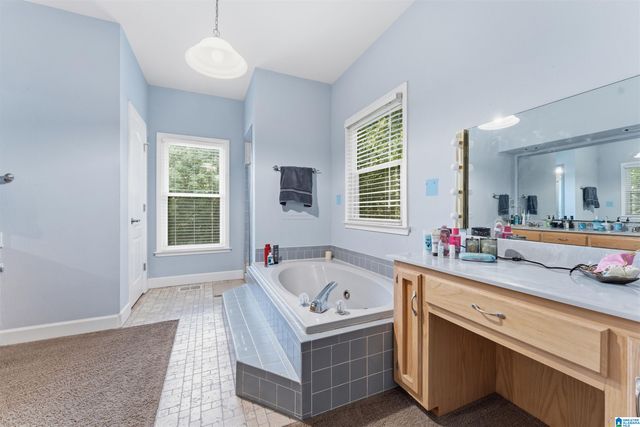 3918 SPRING VALLEY ROAD, Birmingham, AL 35223