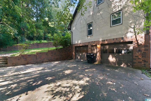 3918 SPRING VALLEY ROAD, Birmingham, AL 35223