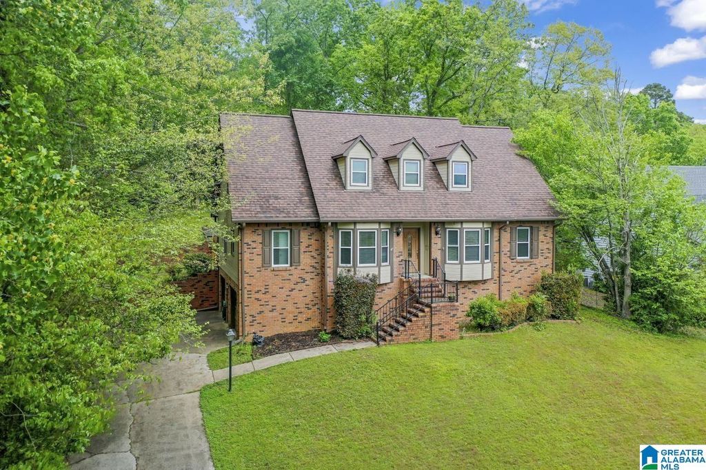 3918 SPRING VALLEY ROAD, Birmingham, AL 35223