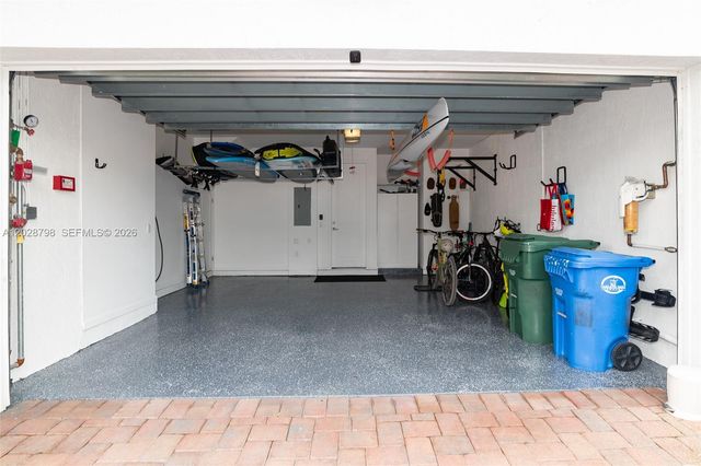 2900 NE 12th Terrace 14, Oakland Park, FL 33334