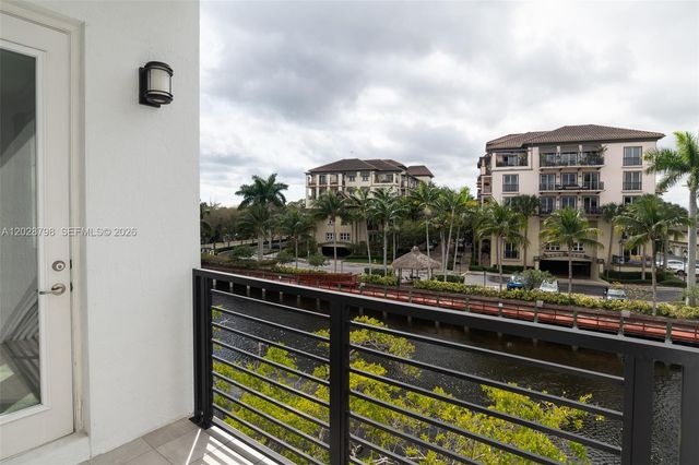 2900 NE 12th Terrace 14, Oakland Park, FL 33334