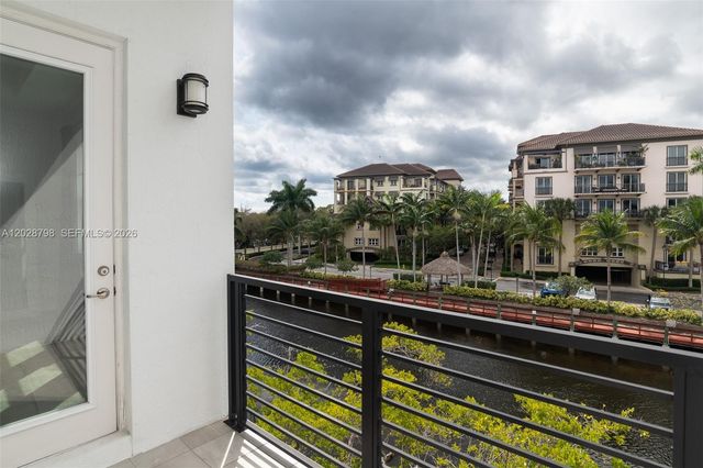 2900 NE 12th Terrace 14, Oakland Park, FL 33334