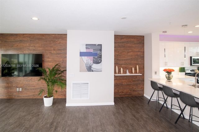 2900 NE 12th Terrace 14, Oakland Park, FL 33334